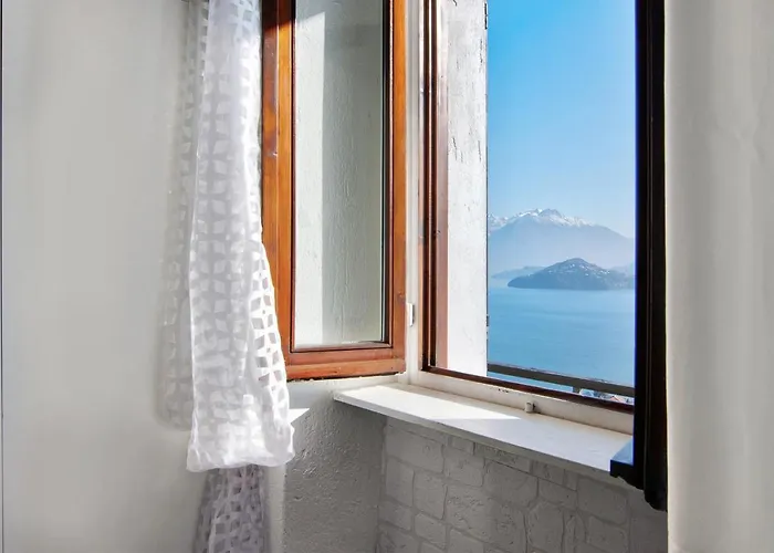 Casa Sul Di Pianello Del Lario